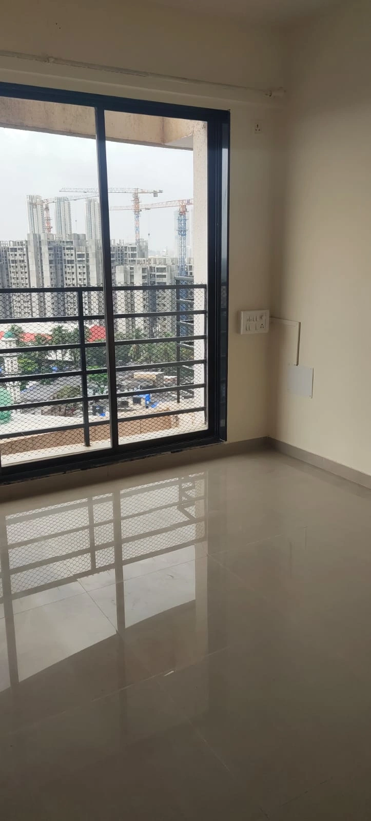 2BHK Flat for Sale in Goregaon West